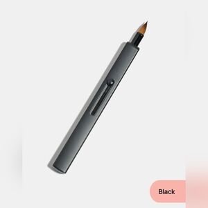 Black Retractable Lip Brush BNIB